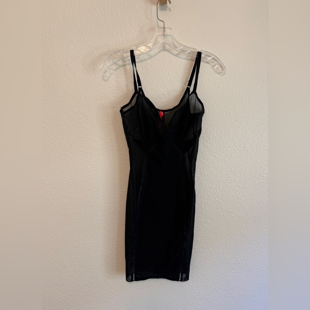 Spanx Semi Sheer Elegant Black Women's Shapewear Slip M